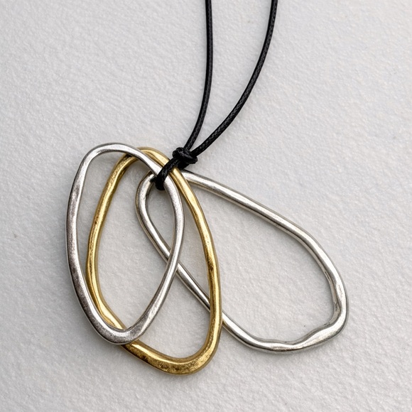 J. Jill Jewelry - J. Jill Mixed Metal Sculptural Pendant Necklace | Silver & Gold
